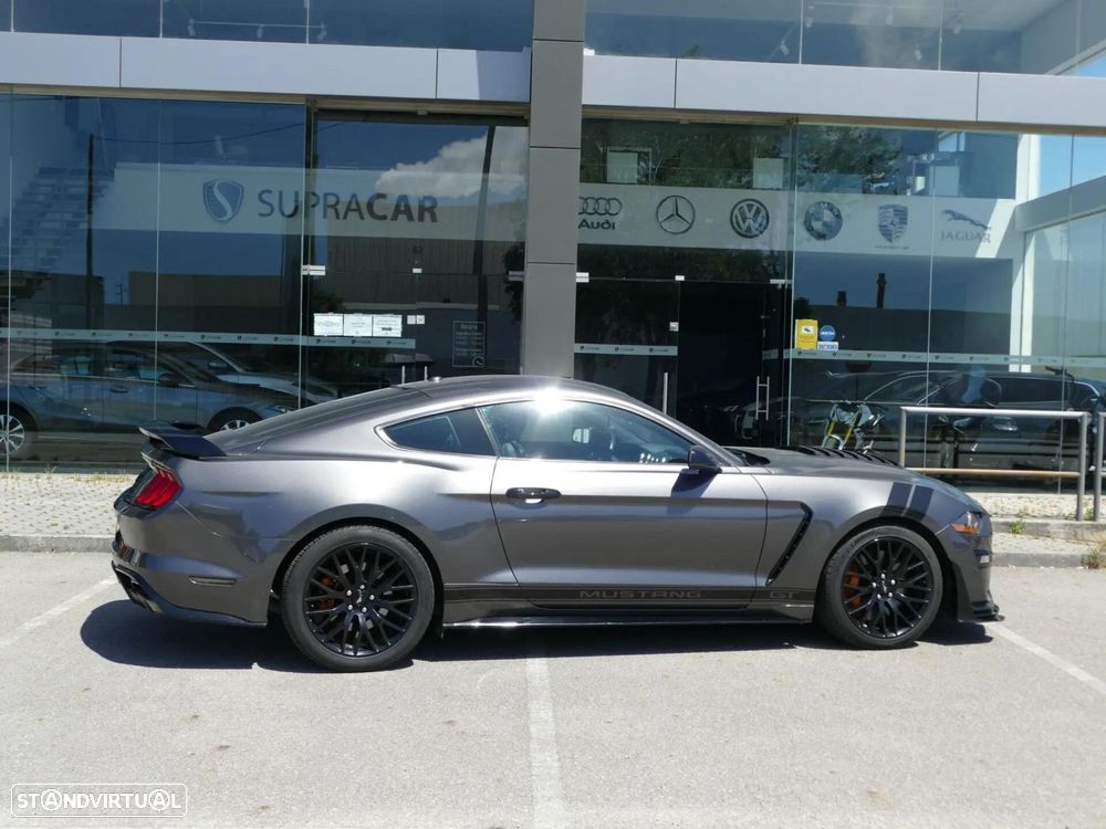Ford Mustang - 23