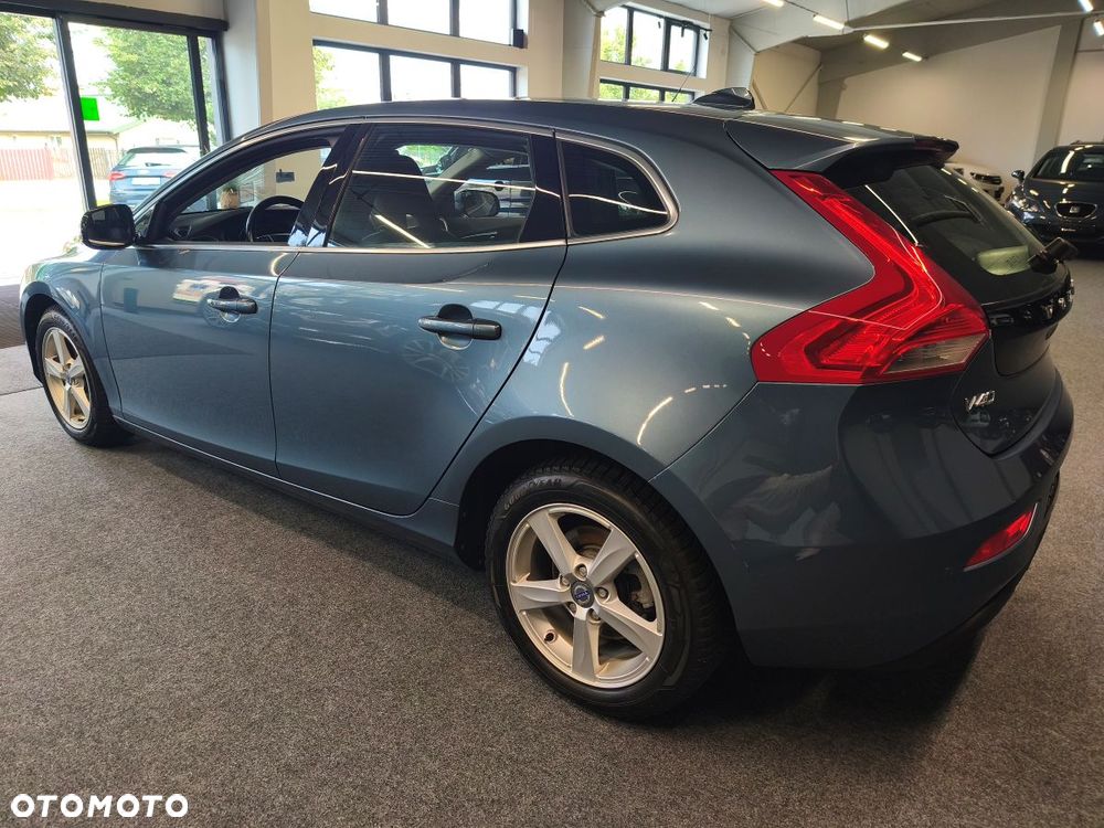 Volvo V40 D2 Momentum - 5