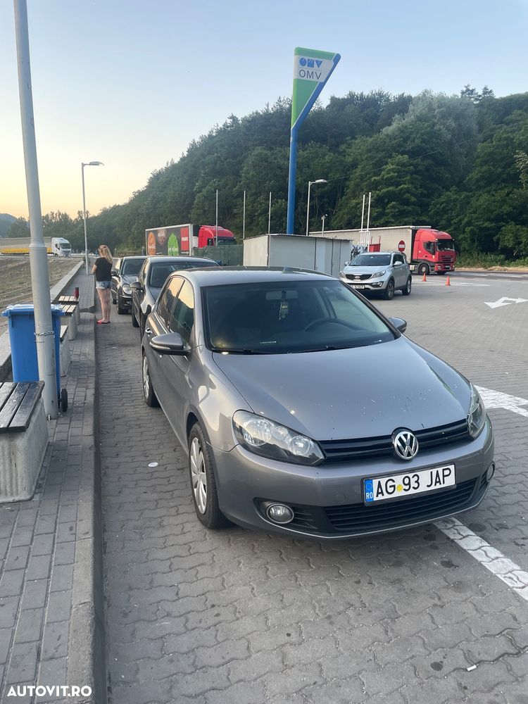Volkswagen Golf - 3