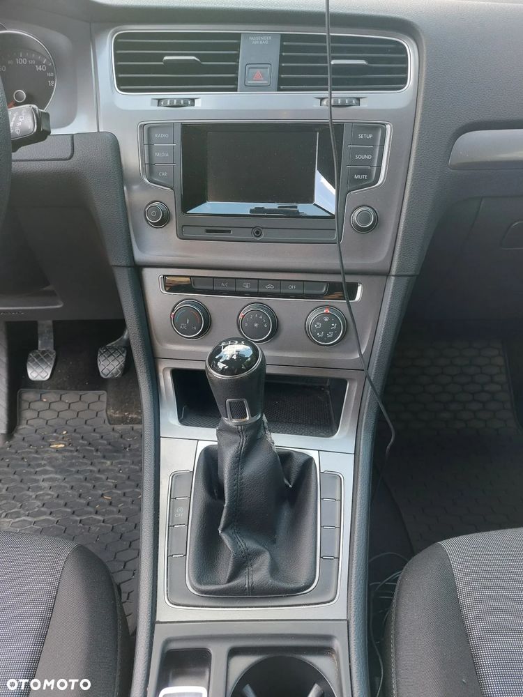 Volkswagen Golf VII 1.6 TDI BMT Trendline - 10