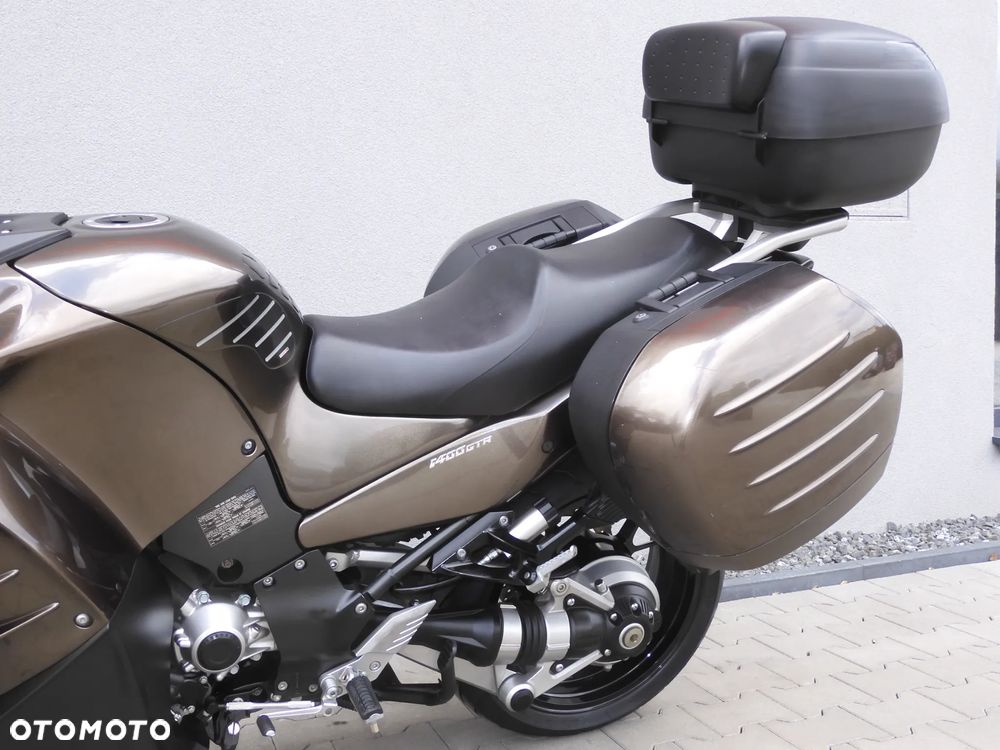 Kawasaki GTR - 13