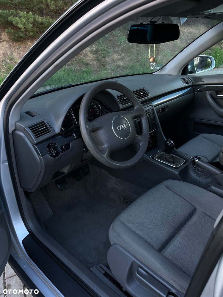 Audi A4 Limousine 2001 photo 5