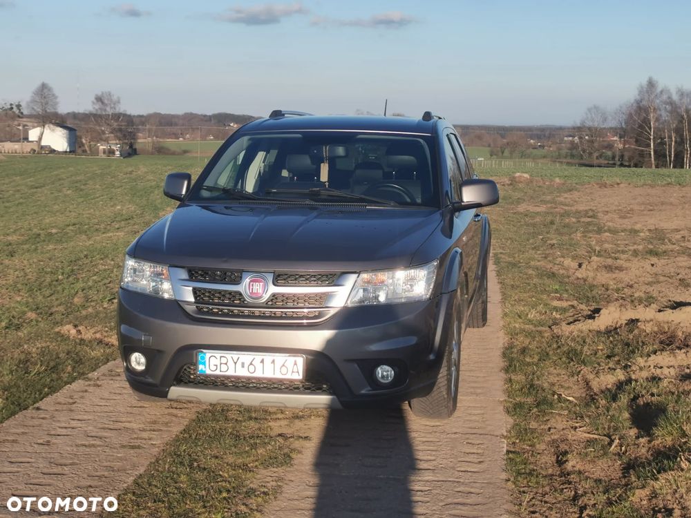 Fiat Freemont 2.0 Multijet 16V DPF Automatik Allrad Lounge - 2