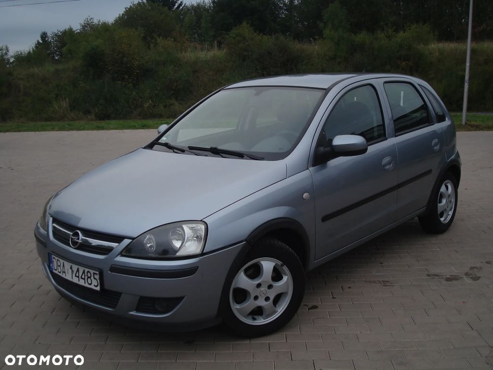 Opel Corsa 1.4 16V Cosmo - 4