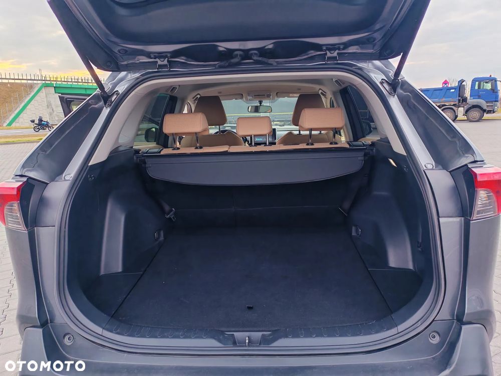 Toyota RAV4 - 14
