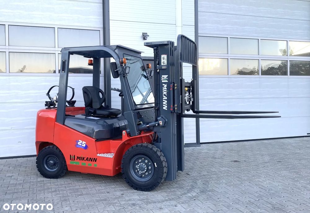 MIKANN FG25 Benzyna / LPG Wózek widłowy NOWY - 1