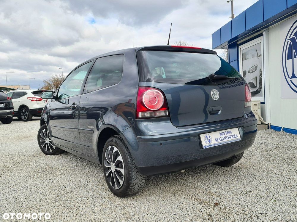 Volkswagen Polo 1.6 Trendline - 4