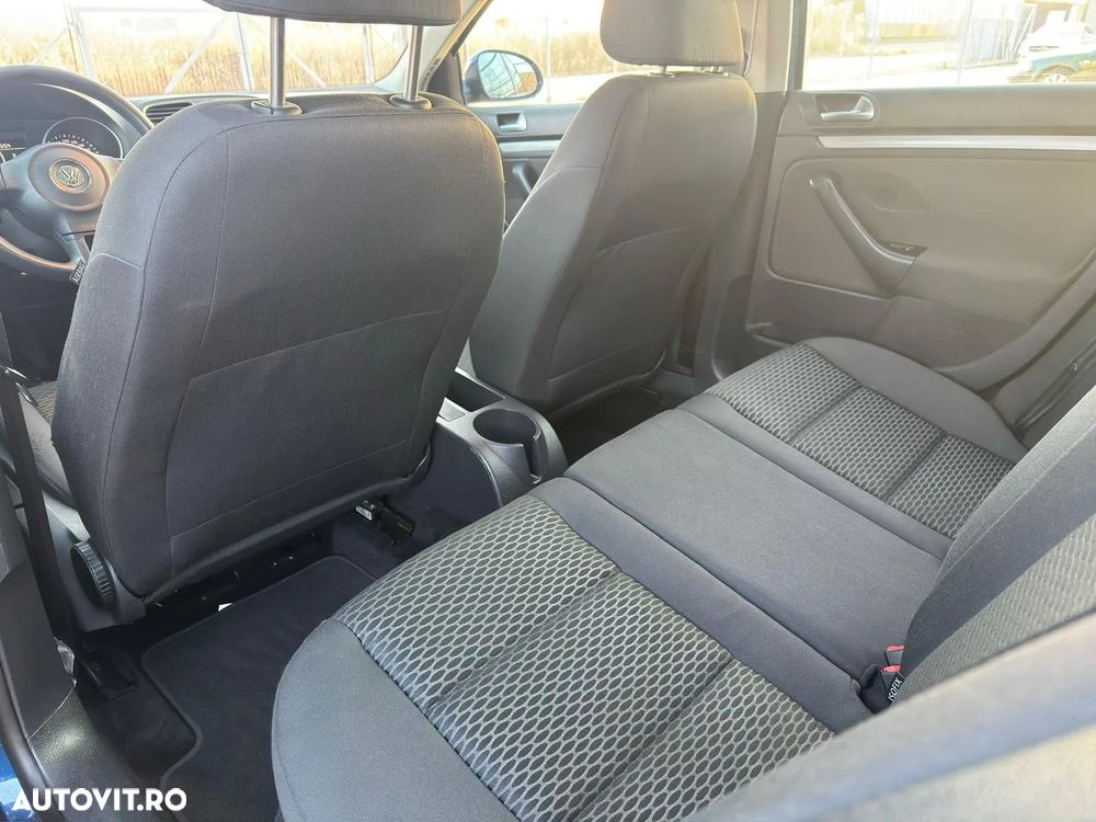 Volkswagen Golf Variant 1.6 TDI DPF Trendline - 14