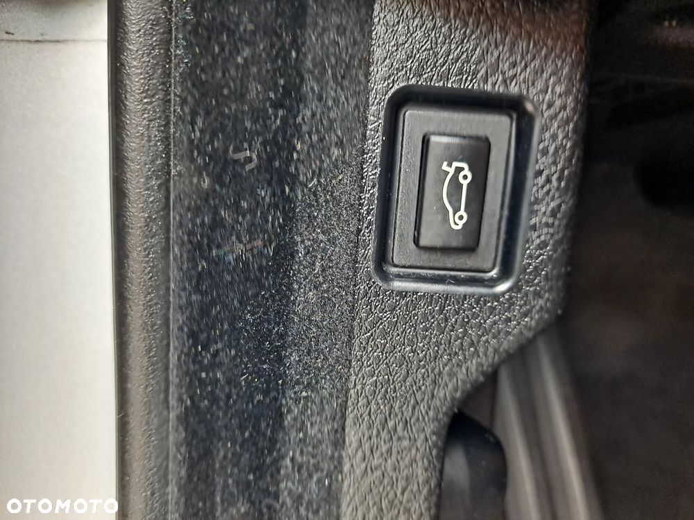 BMW Seria 5 530d xDrive Luxury Line - 21