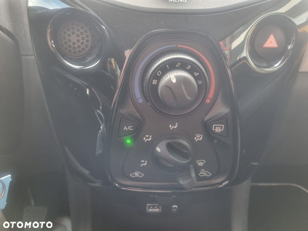 Peugeot 108 PureTech 82 Style - 20