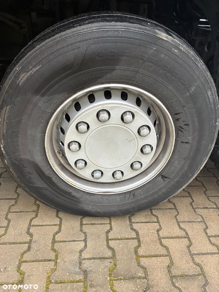 Renault T480 High Sleeper Cab - 18