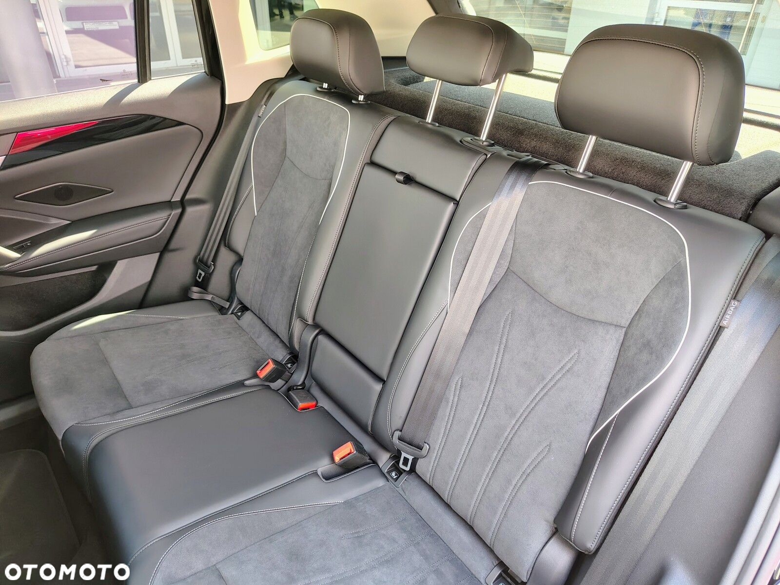 Volkswagen Tiguan - 24