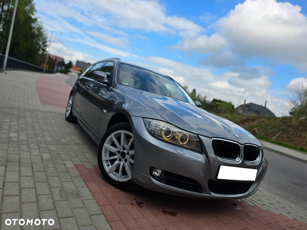 BMW Seria 3 320d Touring Sport Line