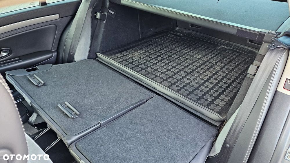 Renault Laguna 2.0 DCi GT 4WS - 20