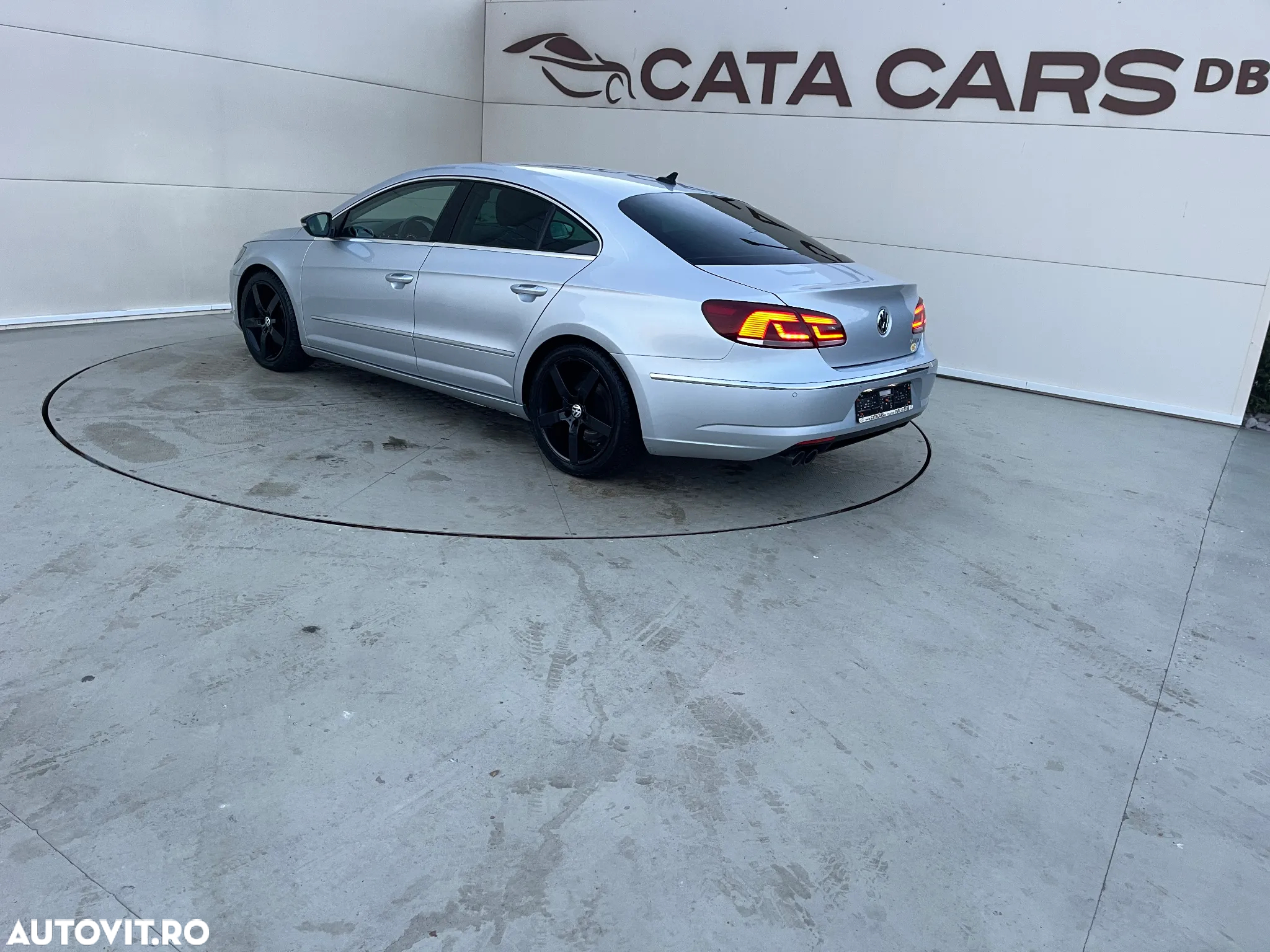 Volkswagen Passat CC 2.0 TDI BlueMotion Technology DSG - 11