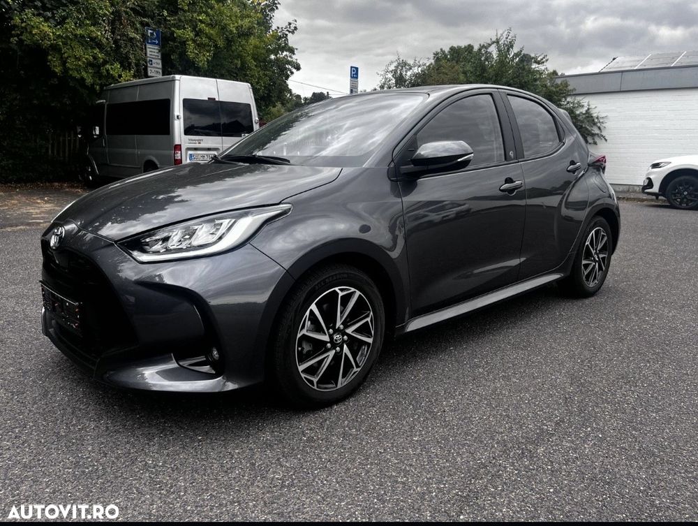 Toyota Yaris 116 1.5 VVT-i Team Deutschland - 4