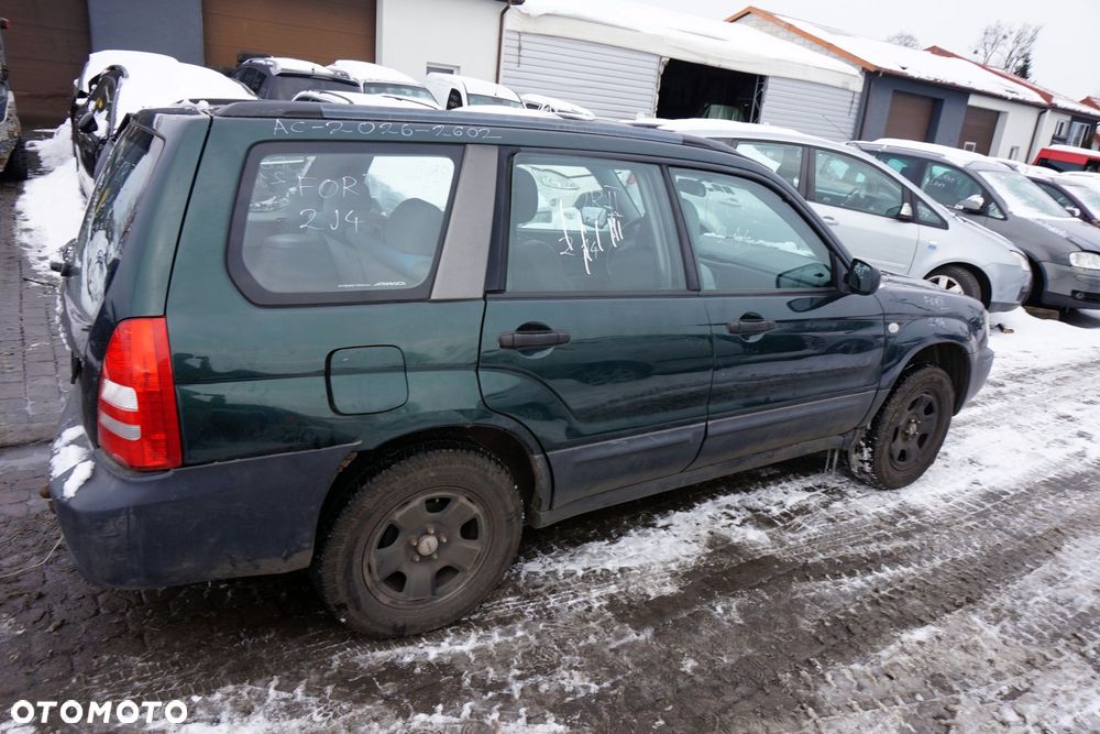 SUBARU FORESTER II SG 2004 2J4 2.0 16V EJ201 125KM TY755 ZIELONY na części - 6