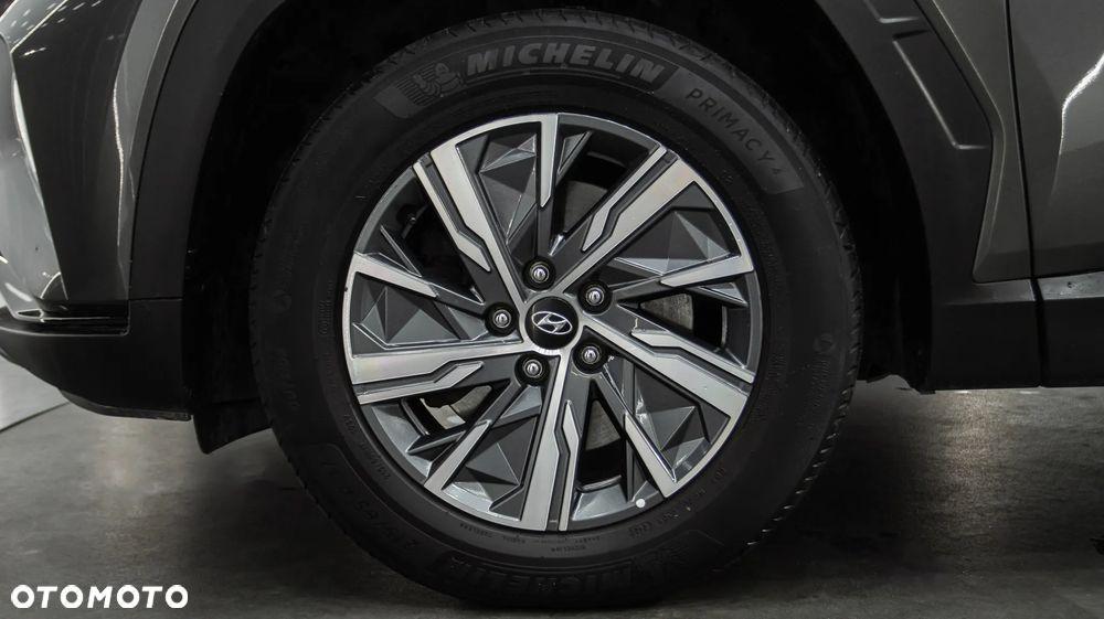 Hyundai Tucson 1.6 T-GDi HEV Executive 4WD - 39