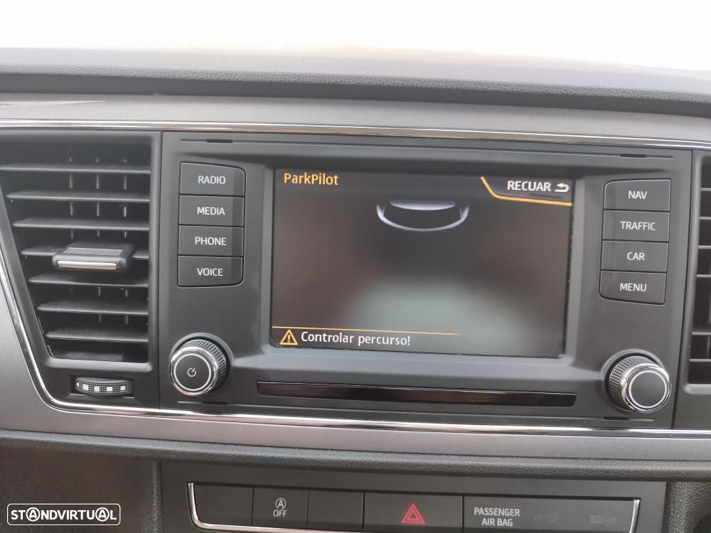 SEAT Leon 1.6 TDI DPF S&S I-Tech - 23