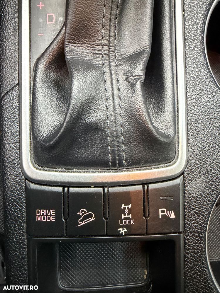 Kia Sportage 2.0 DSL 6AT 4x4 Style - 18