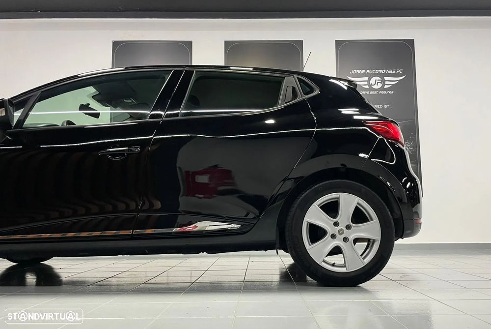 Renault Clio 0.9 TCE Dynamique S - 13