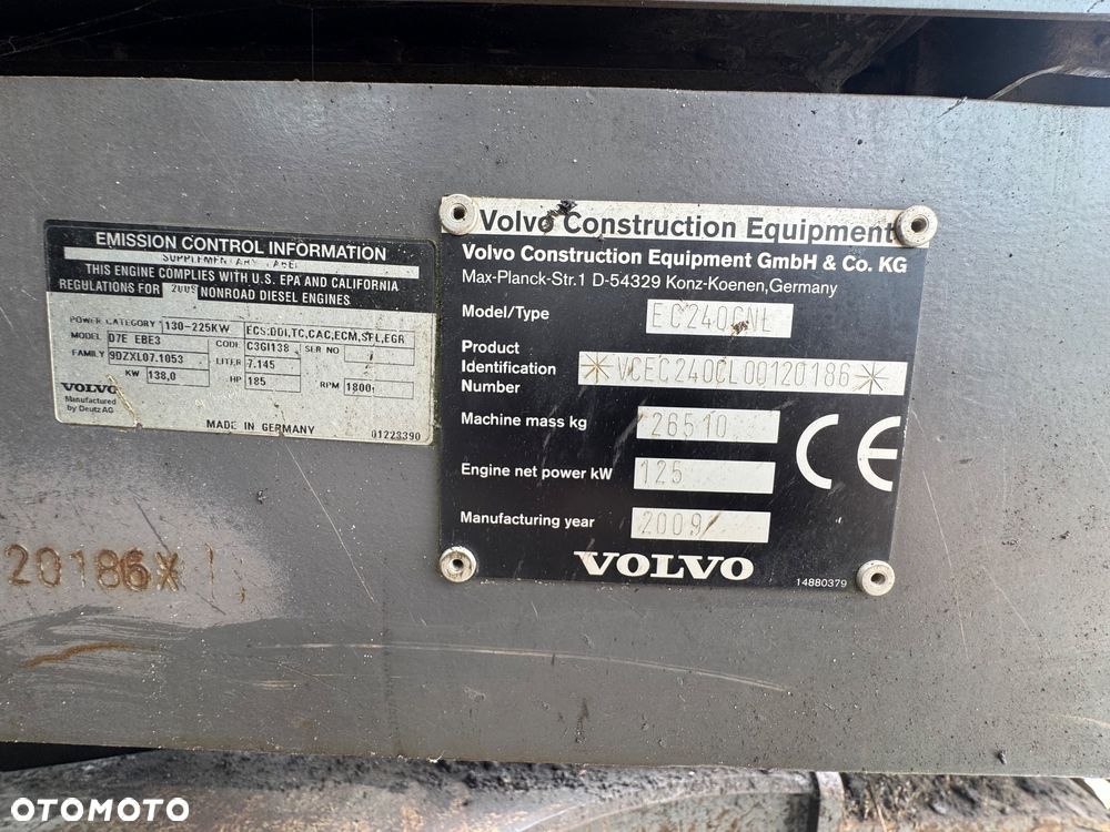 Volvo EC 240 CNL - 12