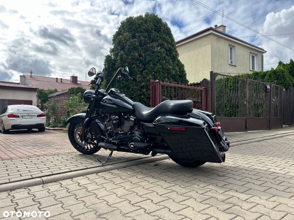 Harley-Davidson Touring Road King - 1