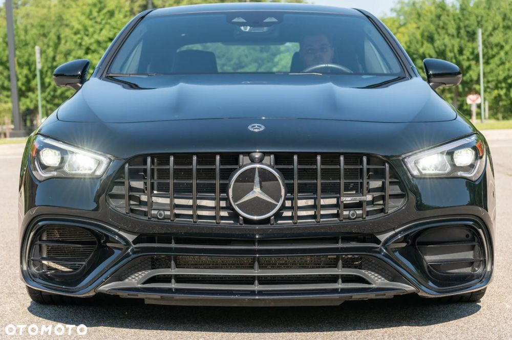Mercedes-Benz CLA - 9