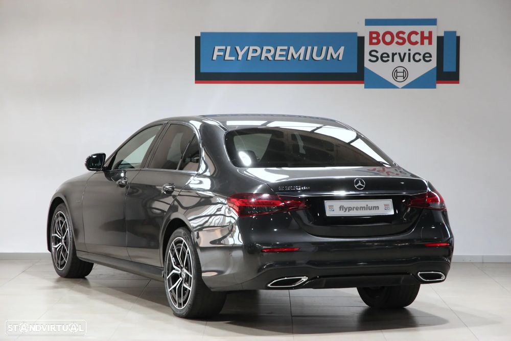 Mercedes-Benz E 300 de AMG Line - 3
