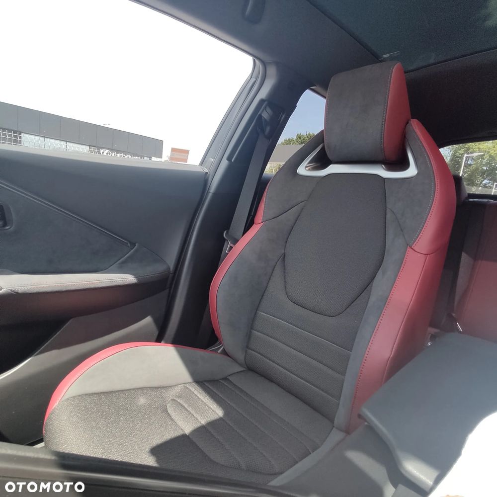 Toyota C-HR 2.0 Hybrid Dynamic Force Tokyo Edition - 28