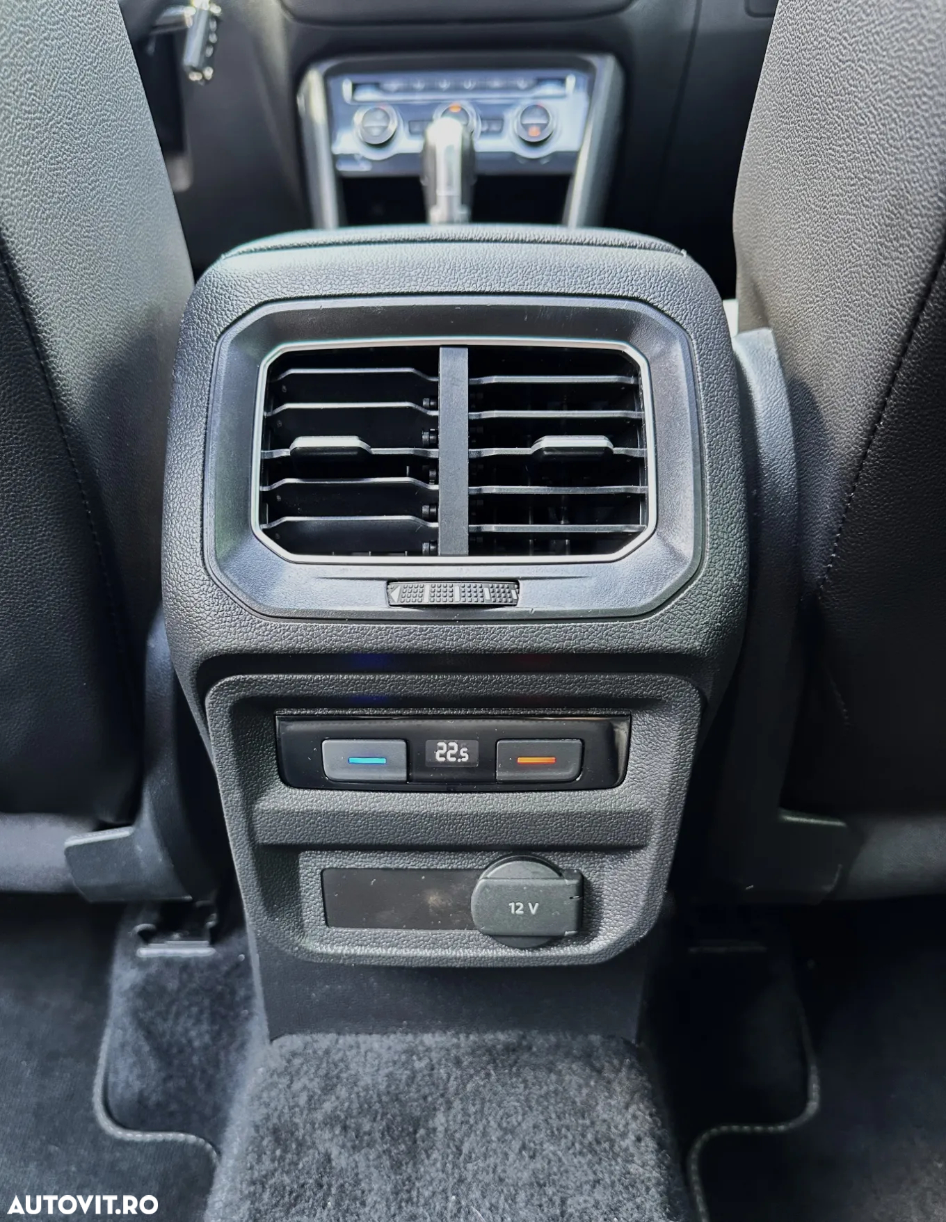 Volkswagen Tiguan 2.0 TDI SCR 4MOTION DSG R-Line - 26