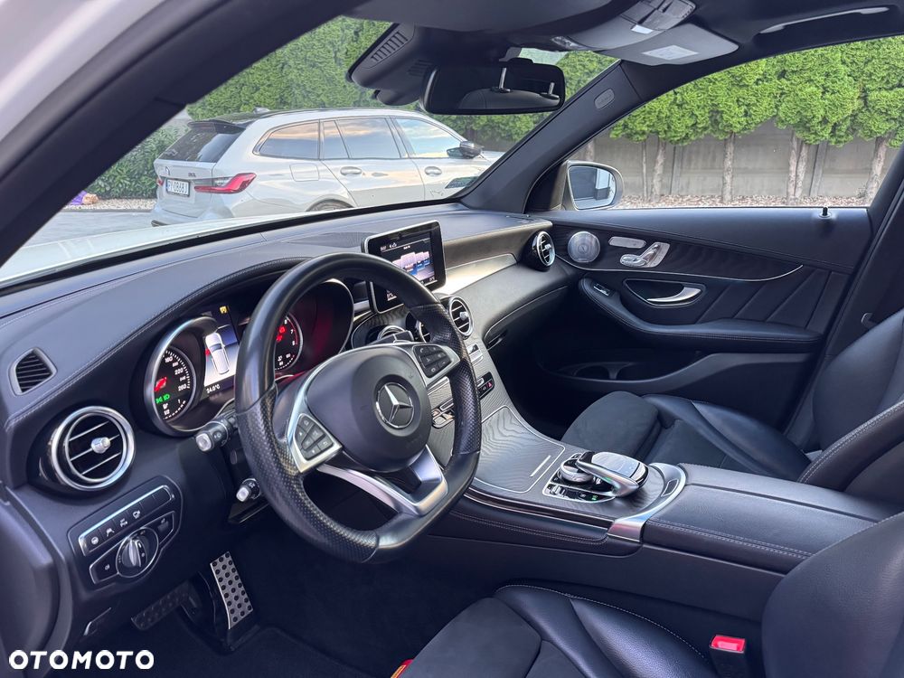 Mercedes-Benz GLC - 9