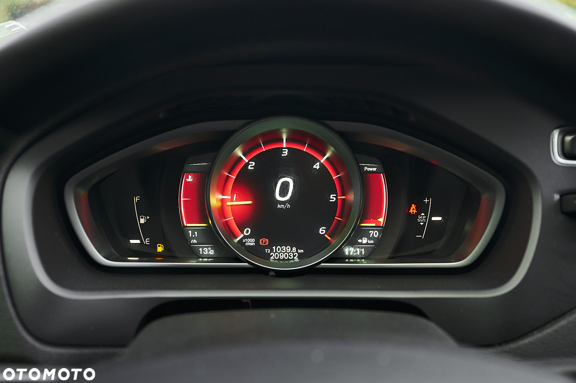 Volvo V40 D2 Momentum - 22