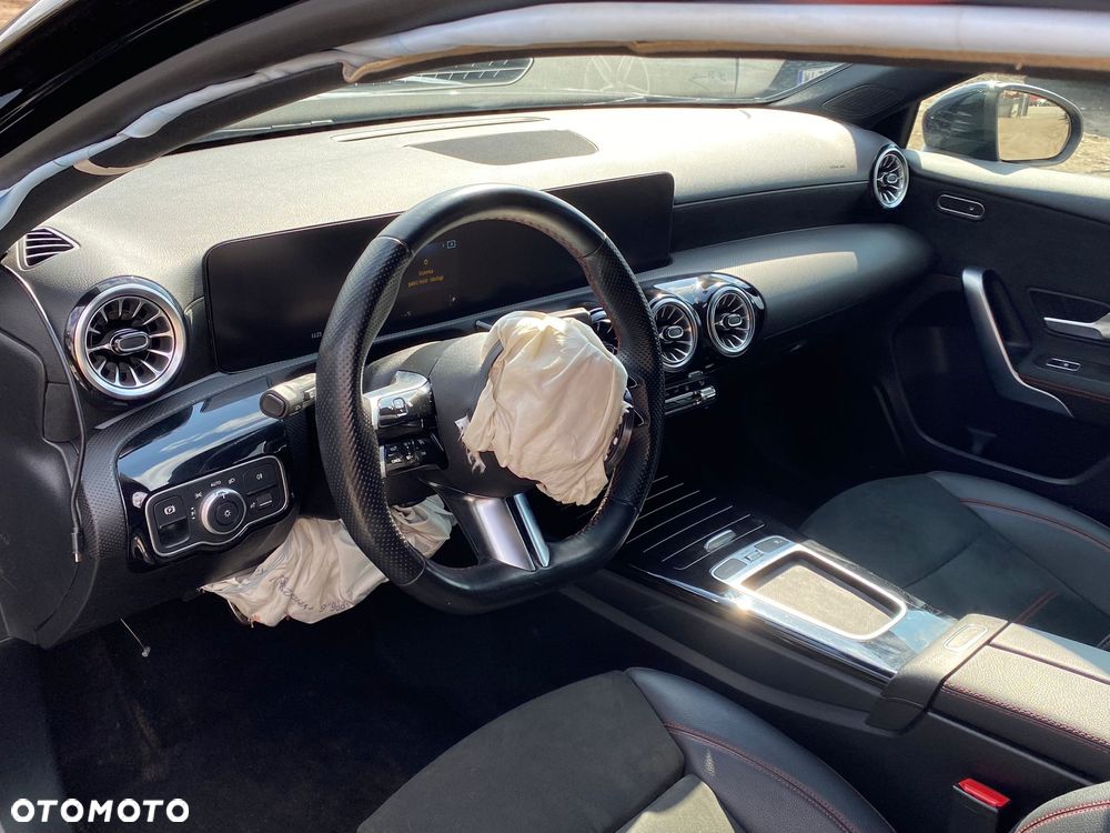 Mercedes-Benz Klasa A ver-250-e-phev-amg-line-8g--dct - 15