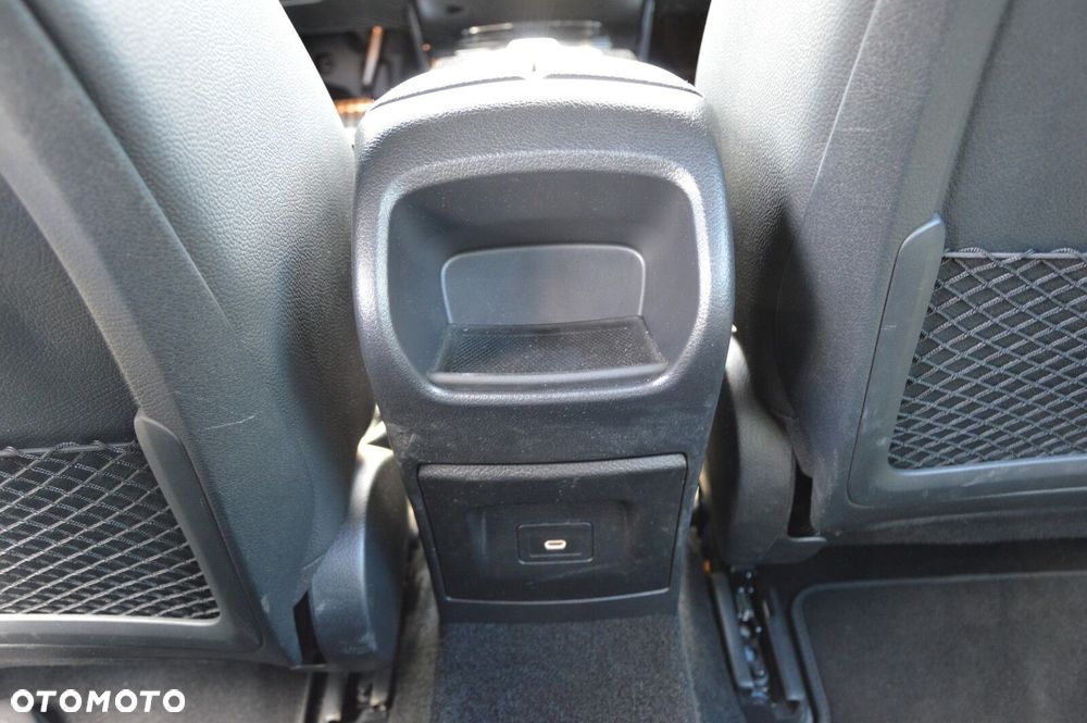 Mercedes-Benz CLA 200 mHEV AMG Line 7G-DCT - 18