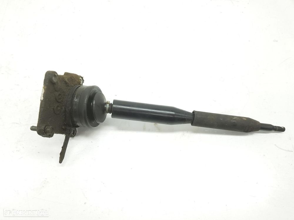 ALAVANCA DE VELOCIDADES NISSAN PICKUP D22 - 1