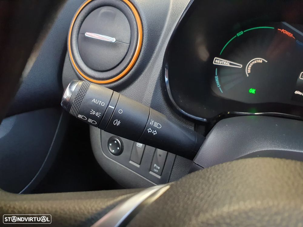 Dacia Spring Comfort Plus - 14