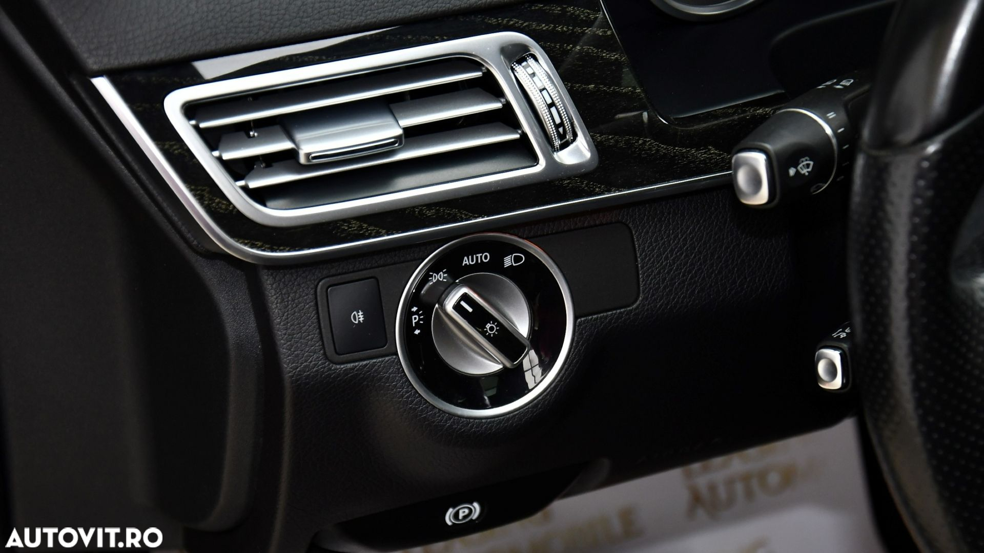 Mercedes-Benz E - 29