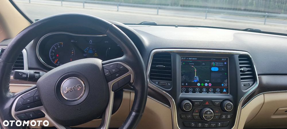 Jeep Grand Cherokee - 10