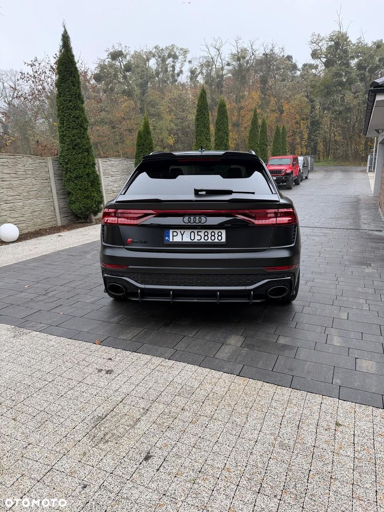 Audi RS Q8 - 18