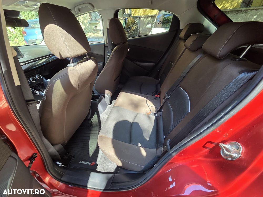 Mazda 2 G90 Takumi - 9