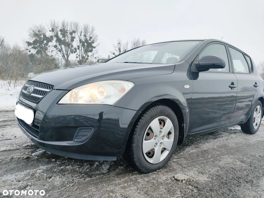 Kia Ceed 1.4 Comfort - 11