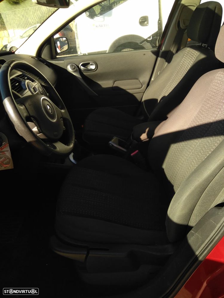 Renault Mégane 1.5 dCi Confort - 3