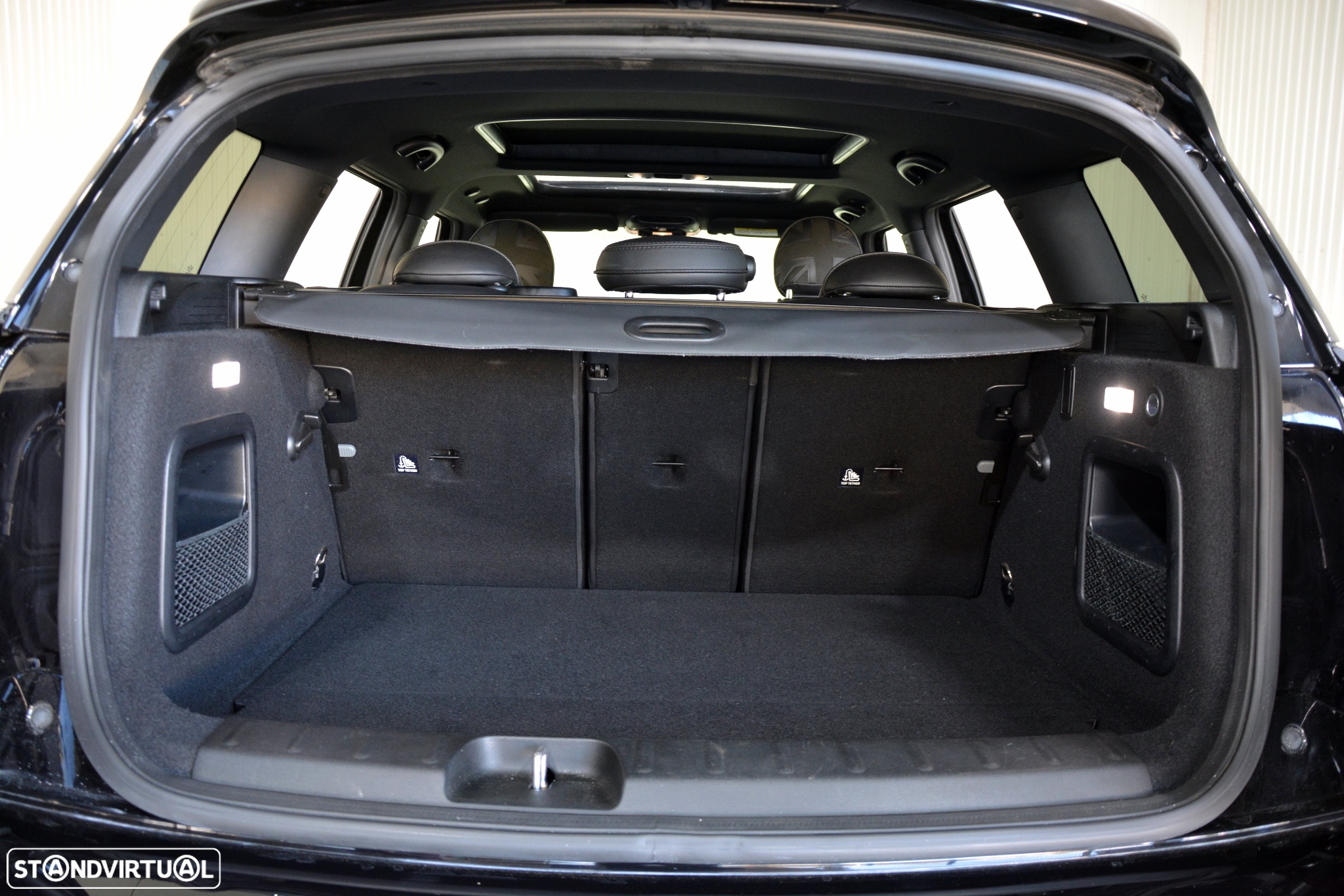 MINI Clubman Cooper D Aut. JCW - 11