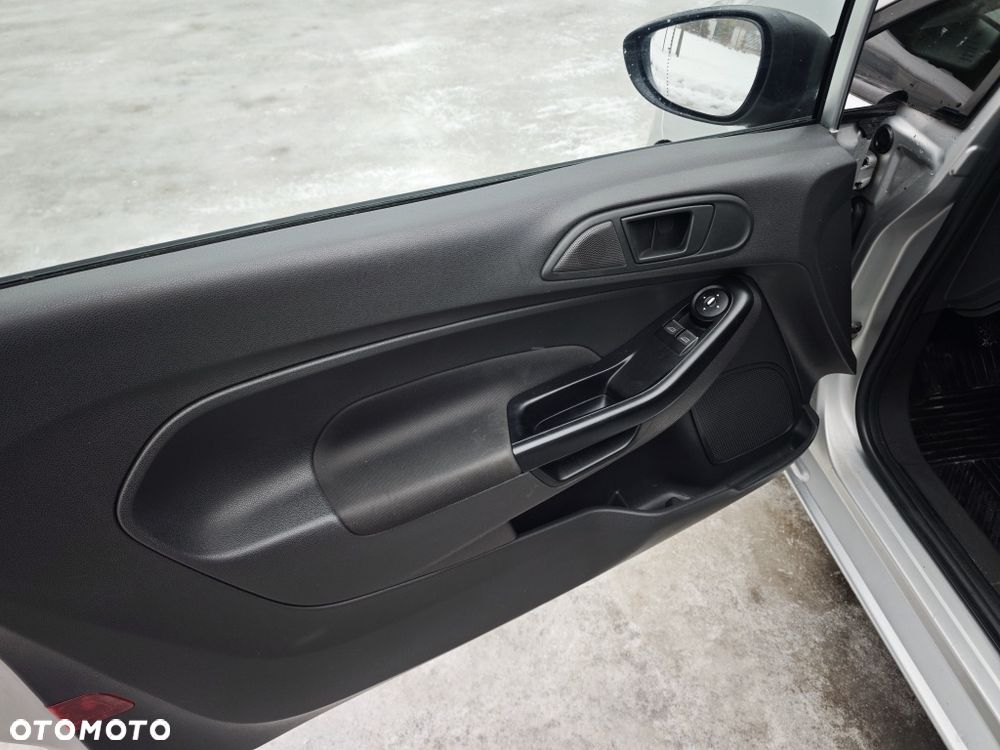 Ford Fiesta - 7