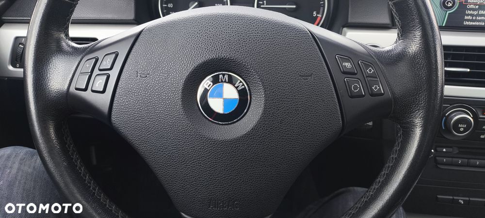 BMW Seria 3 320d - 21