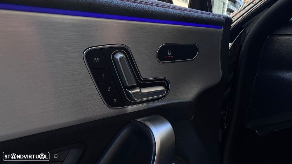 Mercedes-Benz CLA 250 e Shooting Brake AMG Line - 11