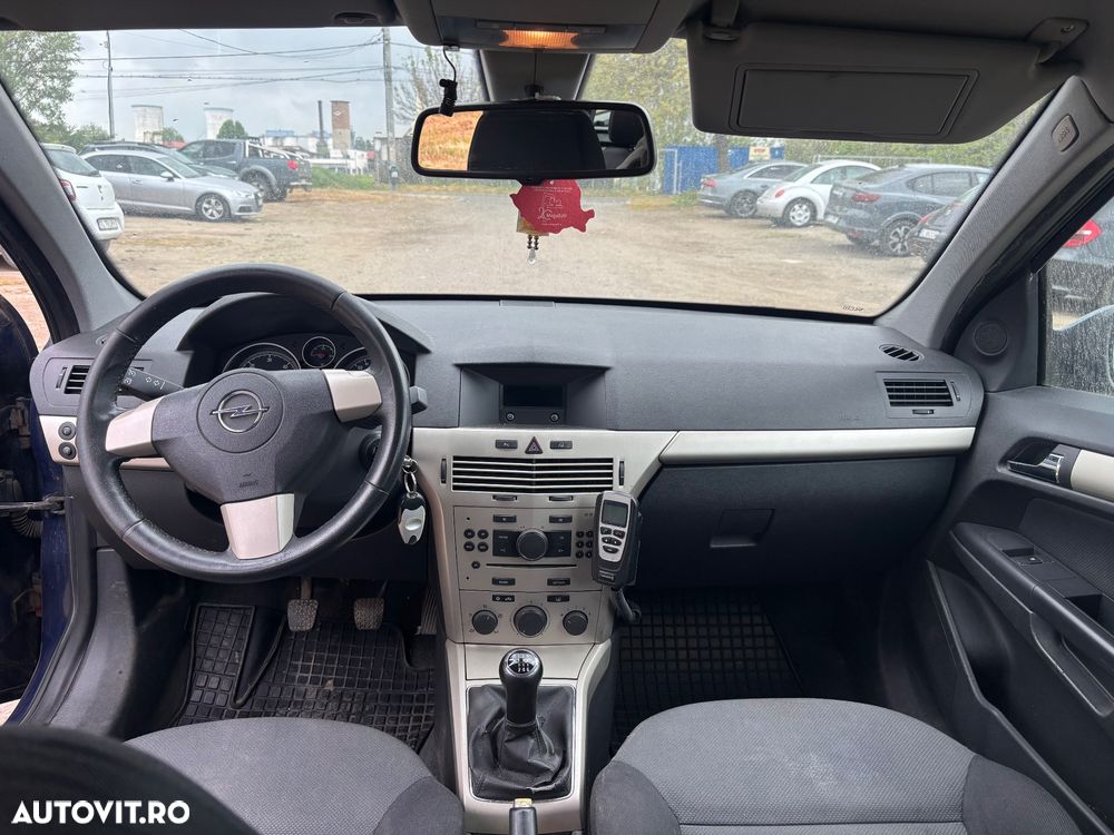 Opel Astra 1.3 CDTI Essentia - 6