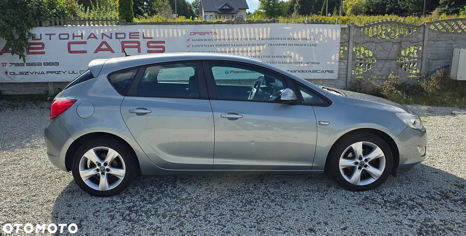 Opel Astra IV 1.6 Essentia - 8