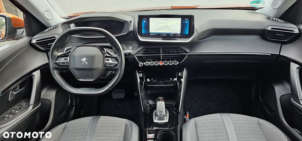 Peugeot 2008 PureTech 130 EAT8 Allure Pack - 20